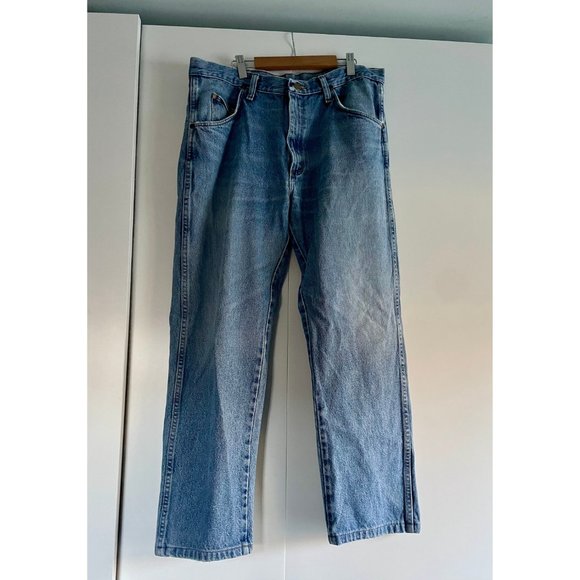 Vintage 90s Wrangler Jeans, 34W x 30, Lightwash Boyfriend Jeans - Picture 4 of 9